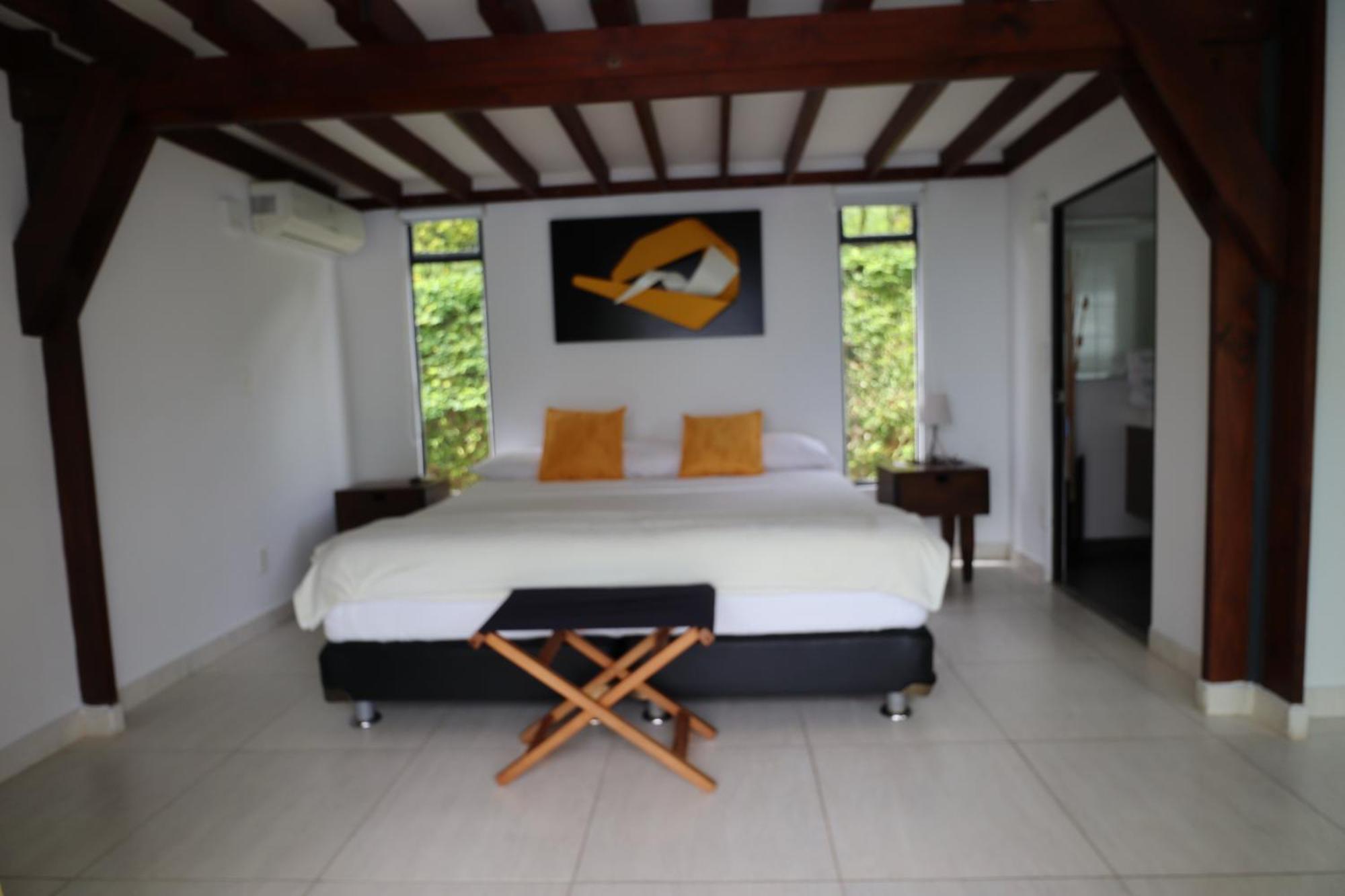 Hotel Syvanna Wellness And Spa Cerritos Esterno foto