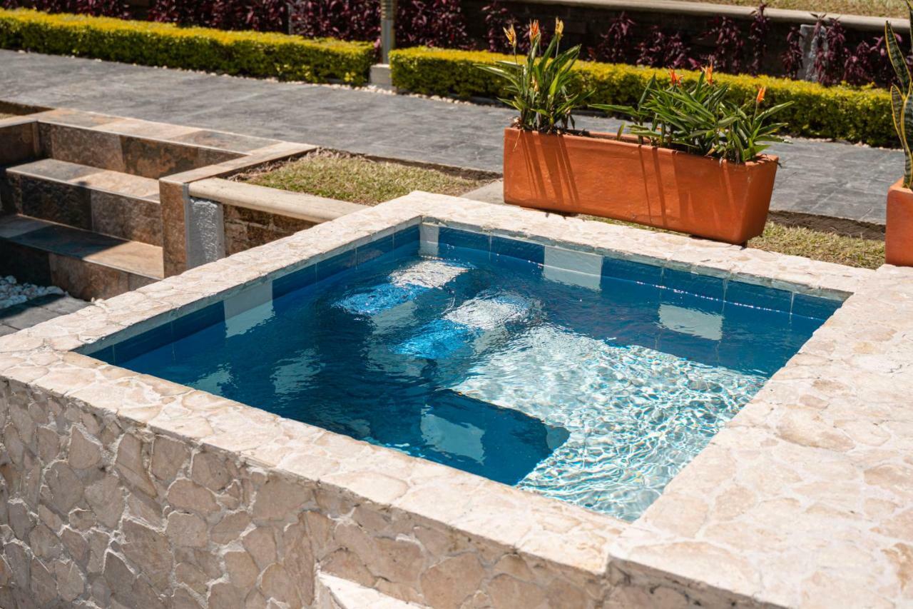 Hotel Syvanna Wellness And Spa Cerritos Esterno foto