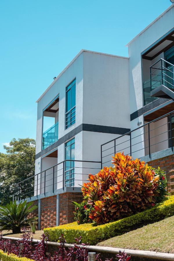 Hotel Syvanna Wellness And Spa Cerritos Esterno foto
